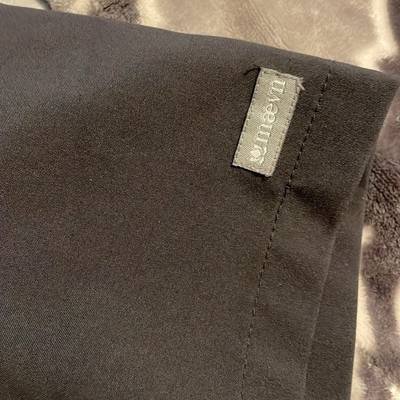 Maevn pewter scrub top - Picture 3 of 3